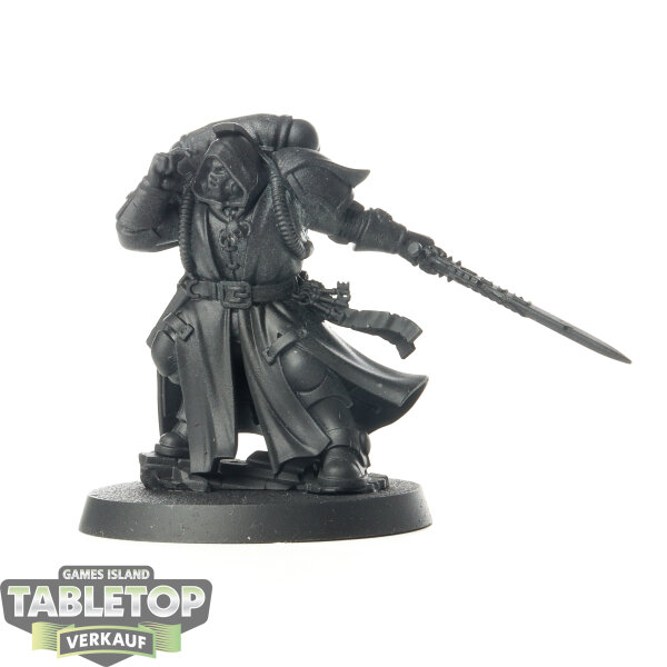 Space Marines - Primaris Librarian in Phobos Armour - grundiert