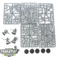 Aeldari - 10 Blades of Khaine - teilweise gebaut