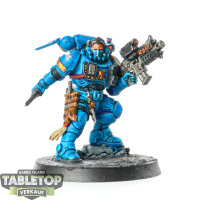 Ultramarines - Lieutenant - bemalt