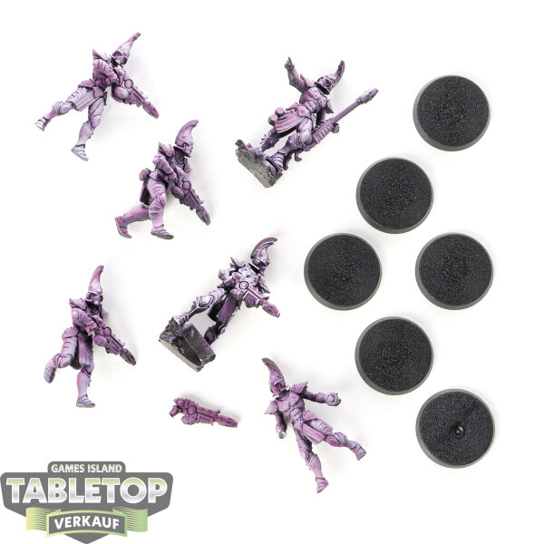 Miniaturen - 6 Flaming Drakes Male Squad - teilweise bemalt