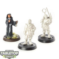 Astra Militarum - 3x Regimental Advisors - teilweise bemalt