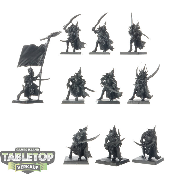 Dark Elves - 10 Black Ark Corsairs - grundiert