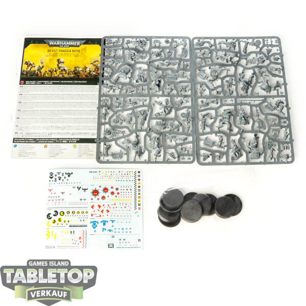 Orks - 10 Ork Beast Snagga Boyz - im Gussrahmen