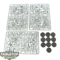 Orruk Warclans - 10 Ardboyz - im Gussrahmen