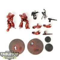 Adeptus Mechanicus - 2 Kastelan Robots - teilweise bemalt