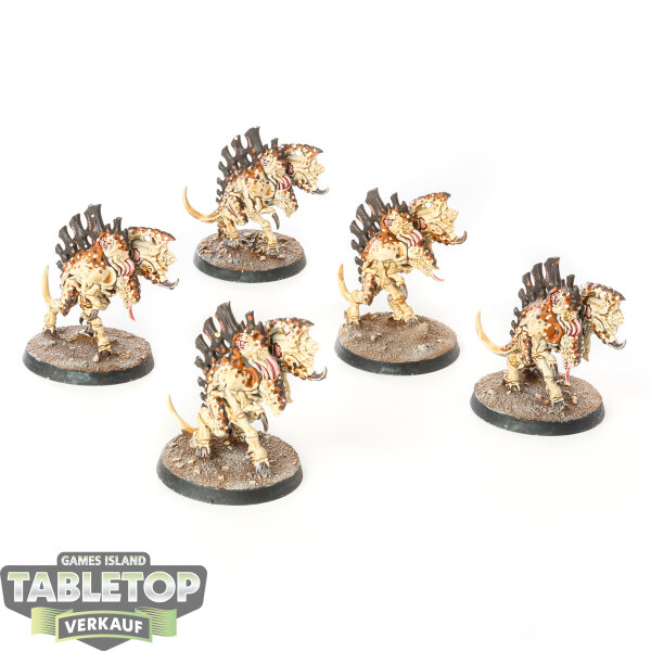 Tyraniden - 5x Barbgaunts - bemalt