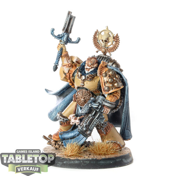 Horus Heresy - Legion Praetor with Power Sword - bemalt