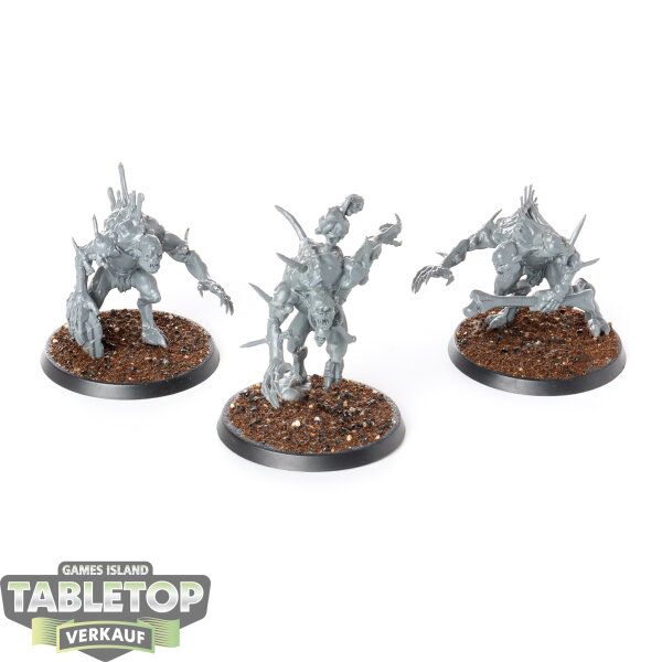 Flesh-eater Courts - 3x Crypt Haunter Courtier - unbemalt