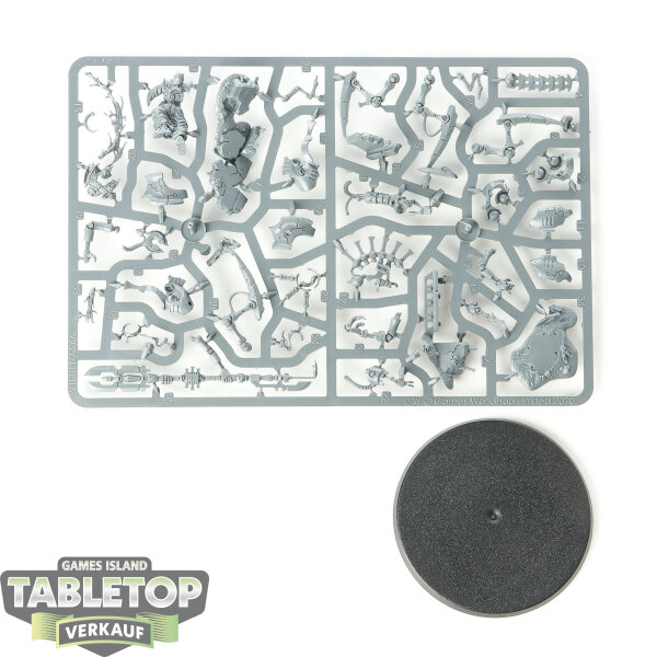 Necrons - Illuminor Szeras - im Gussrahmen