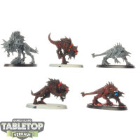 Blades of Khorne - 5 x Flesh Hounds - teilweise bemalt