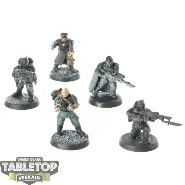 Astra Militarum - 5 Cadian Command Squad classic - teilweise bemalt