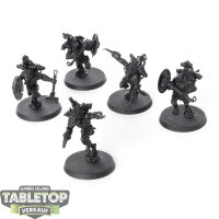 Space Wolves - 5 x Wulfen - grundiert