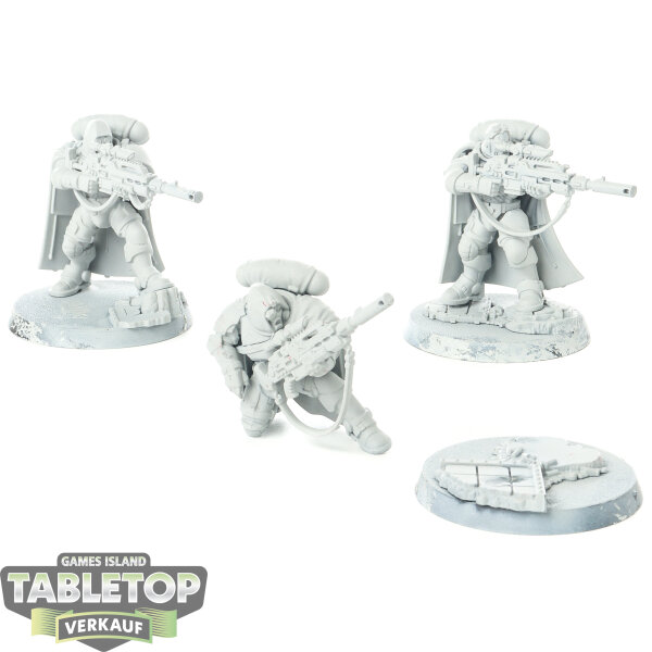 Space Marines - 3x Eliminators - grundiert