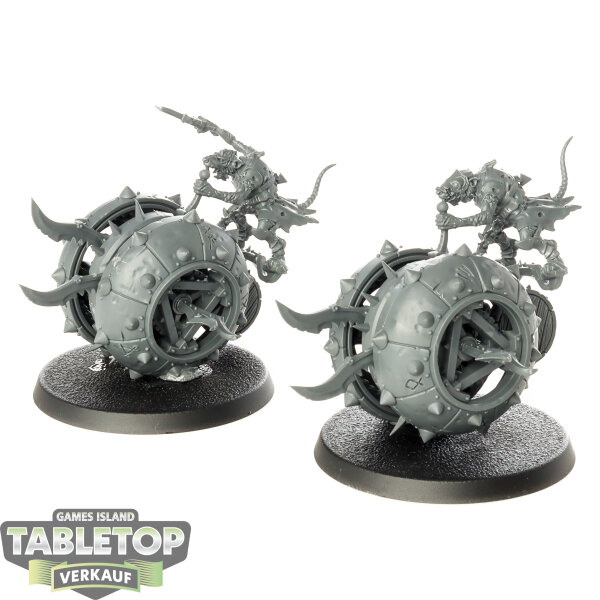 Skaven - 2 Doom-Flayers - unbemalt