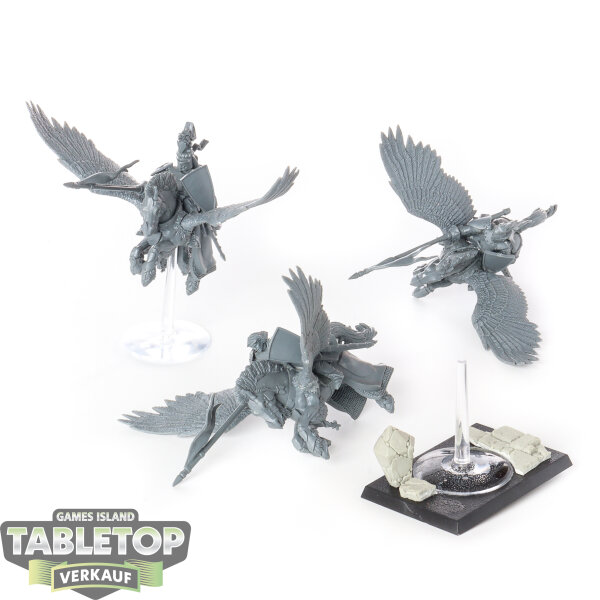 Kingdom of Bretonnia - 3 Pegasus Knights - unbemalt