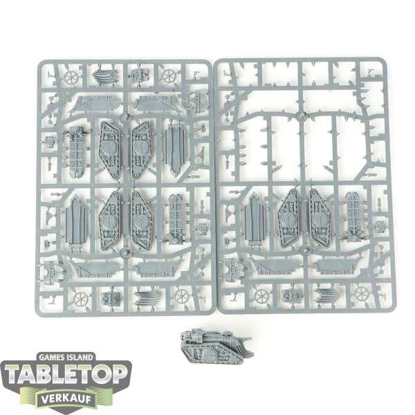 Legion Imperiales - 4x Mechanicum Triaros Squadron - teilweise gebaut