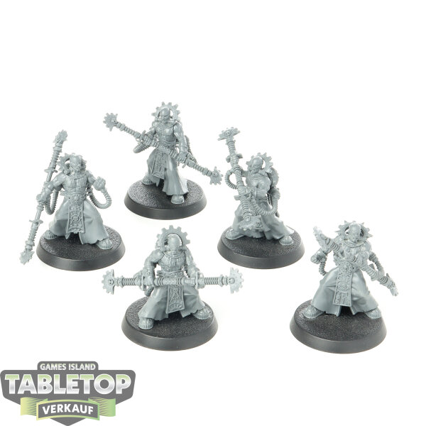 Adeptus Mechanicus - 5x Fulgurite Electro-Priests - unbemalt