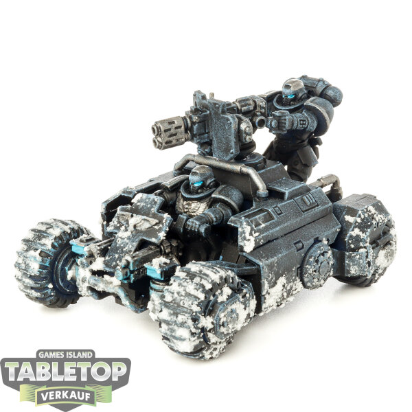 Space Marines - Primaris Invader ATV - bemalt