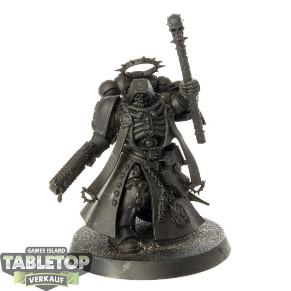 Space Marines - Chaplain - grundiert