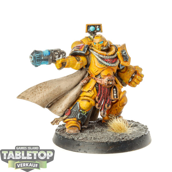 Imperial Fists - Captain klassisch - bemalt