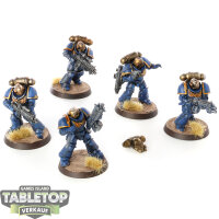 Space Marines - 5 Intercessor Squad - bemalt