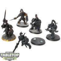 Adeptus Custodes - 5 Custodian Guard - teilweise bemalt