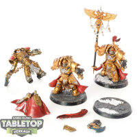 Adeptus Custodes - 3 Allarus Custodians - teilweise bemalt