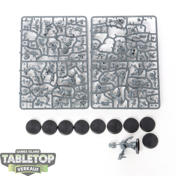 Orks - 10x Ork Beast Snagga Boyz - teilweise gebaut
