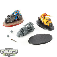 Space Marines - 3x Outriders - teilweise bemalt