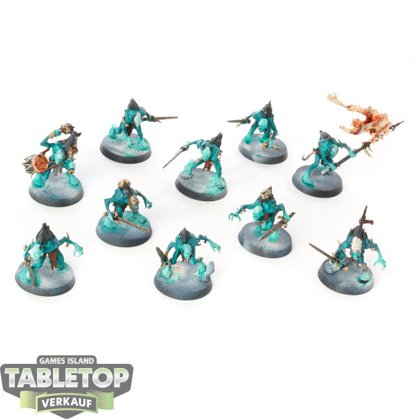 Flesh-eater Courts - 10 Cryptguard - teilweise bemalt
