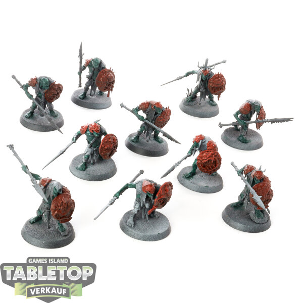 Orruk Warclans - 10 Gutrippaz - teilweise bemalt