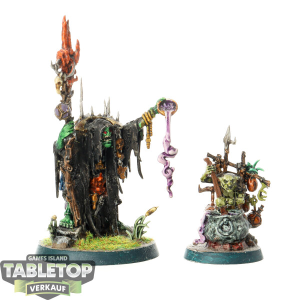 Orruk Warclans - Swampcalla Shaman with Pot-grot - bemalt