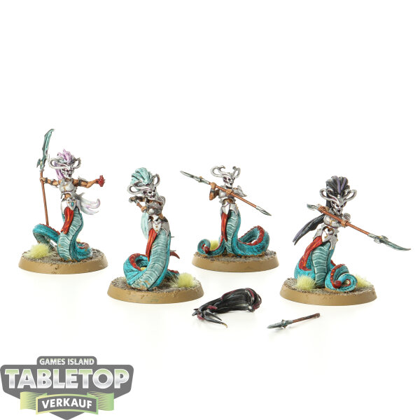 Daughters of Khaine - 4 x Blood Sisters - bemalt