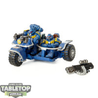 Ultramarines - Attack Bike - bemalt