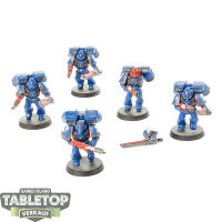 Ultramarines - 5x Assault Squad - bemalt