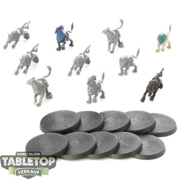 Stormcast Eternals - 10 Gryph-hounds - teilweise bemalt