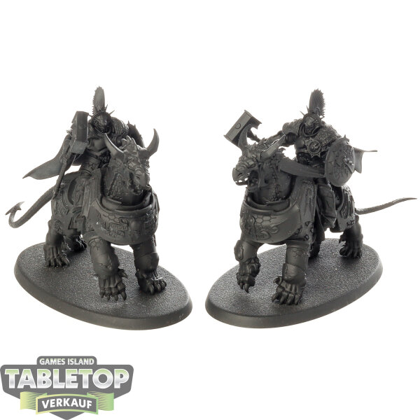 Stormcast Eternals - 2 Concussors - grundiert