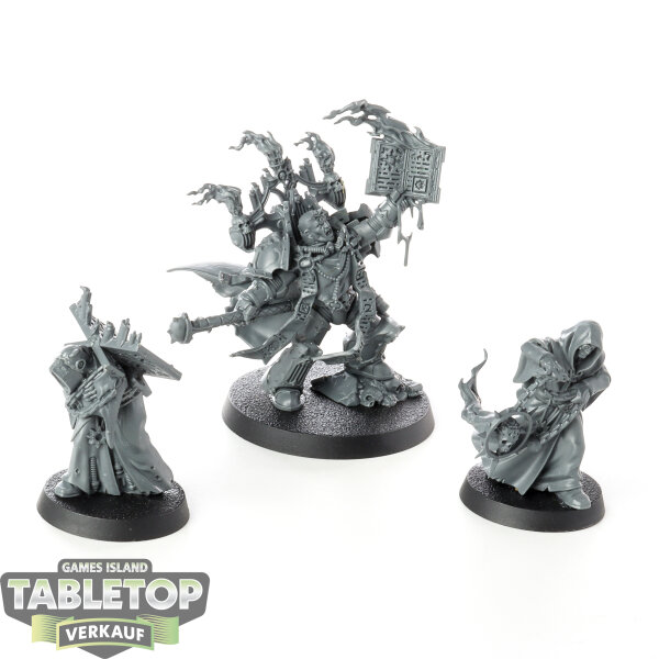 Chaos Space Marines - 3 Dark Apostle - unbemalt