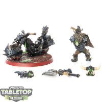 Orks - Warboss On Warbike - bemalt