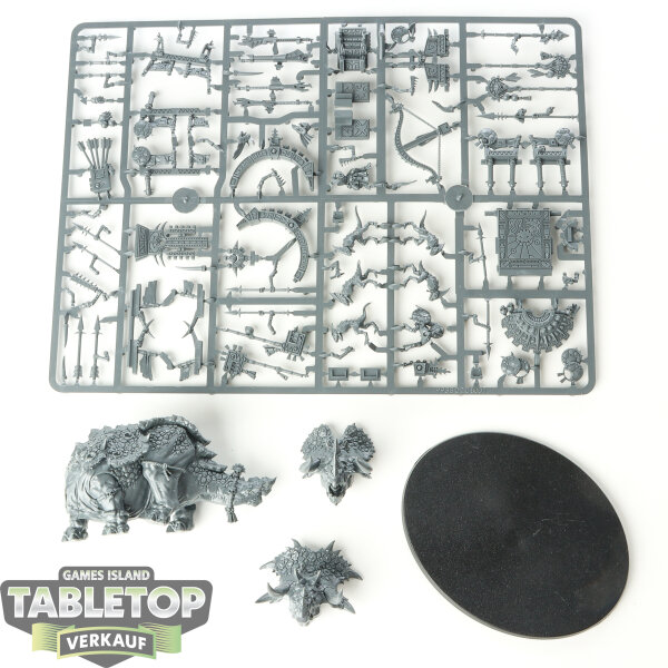 Seraphon - Stegadon - teilweise gebaut