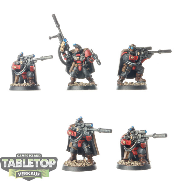 Space Marines - 5 x Scouts with Sniper Rifles klassisch - bemalt