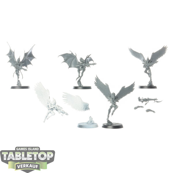 Drukhari - 5 x Scourges - teilweise bemalt