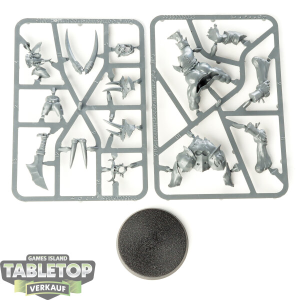 Orruk Warclans - Warchanter - im Gussrahmen