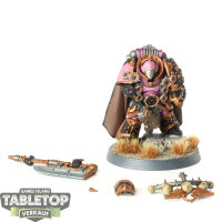 Horus Heresy - Legion Praetor with Power Axe - bemalt
