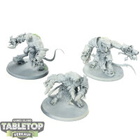 Skaven - 3 Stormfiends - grundiert