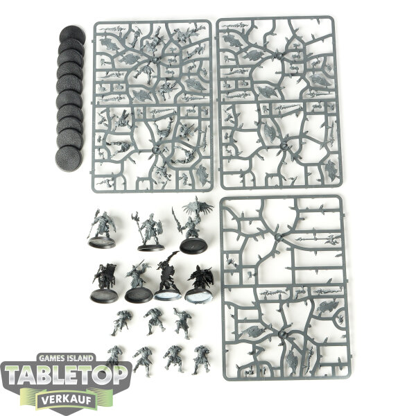 Disciples of Tzeentch - 20 Kairic Acolytes - teilweise gebaut