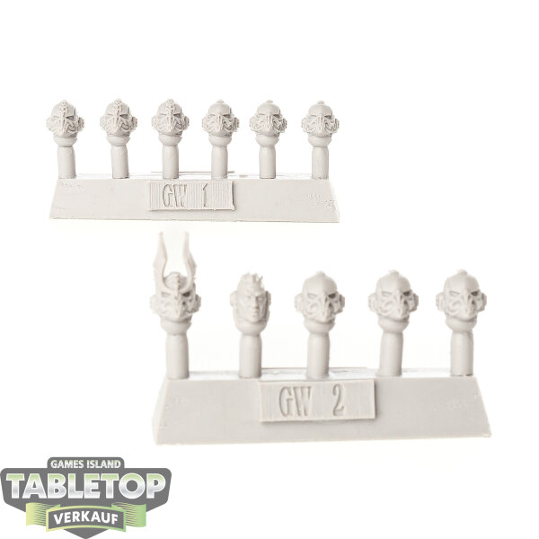Horus Heresy - 11x Night Lords MKVI Heads - teilweise bemalt