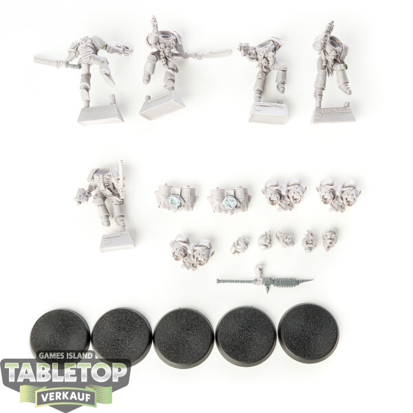 Horus Heresy - 5x Night Raptor Squad - teilweise gebaut