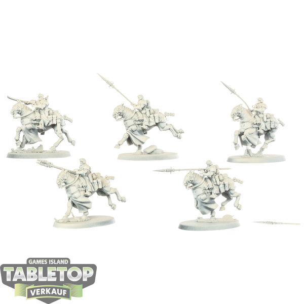 Astra Militarum - 5 Attilan Rough Riders - grundiert