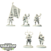 Astra Militarum - 5 Cadian Command Squad - grundiert